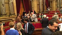 Diputados en el Parlament de Catalunya antes de la constitución de la Cámara