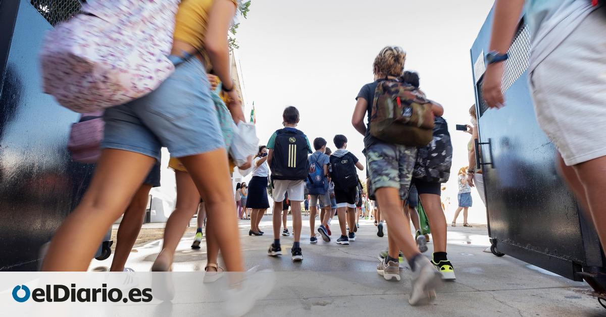 La vuelta al  cole  supondrá un gasto medio de 398,87 euros para las familias canarias
