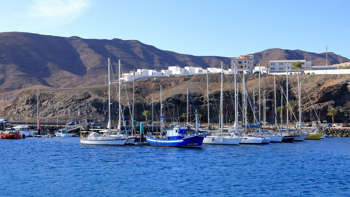 Seis puertos canarios quieren lucir Bandera Azul