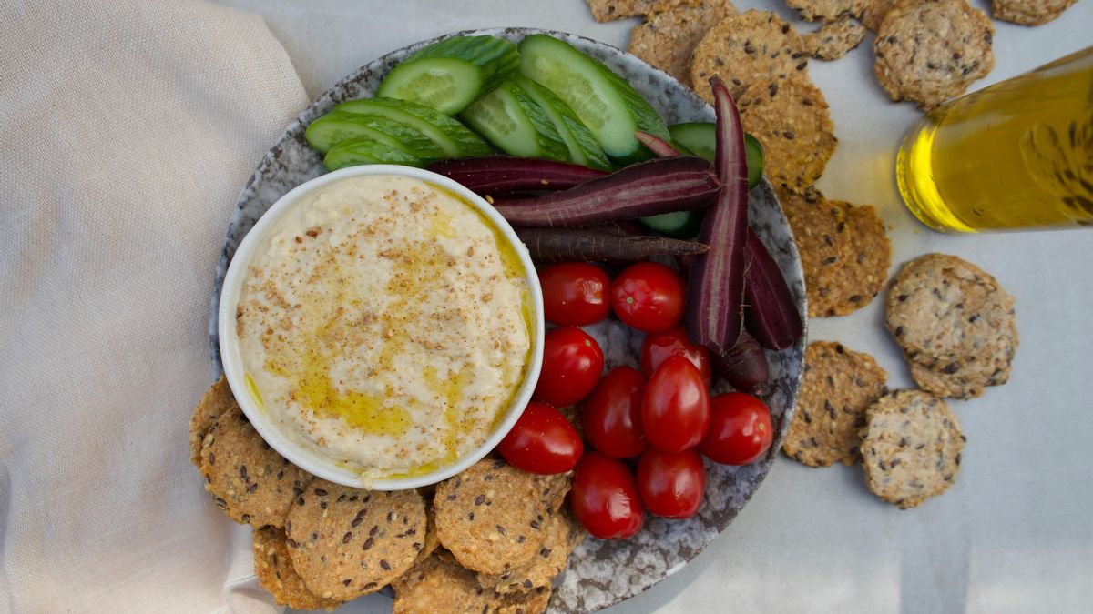 Cómo preparar la receta de tahini casero y tres platos para disfrutar de las semillas de sésamo este verano