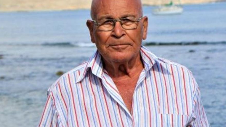 El mundo de la lucha canaria llora la muerte del Pollo de la Barranquera I