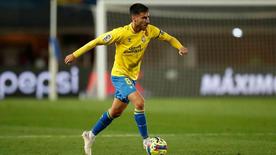 El Tenerife incorpora al grancanario Fabio González hasta final de temporada
