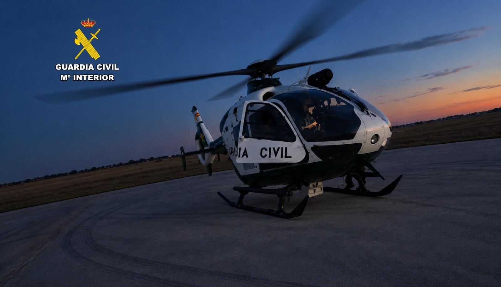 Helicóptero de la Guardia Civil de León empleado para los rescates.