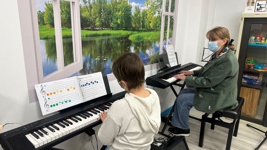 Cuando el hospital suena distinto: la musicoterapia como motor de recuperación