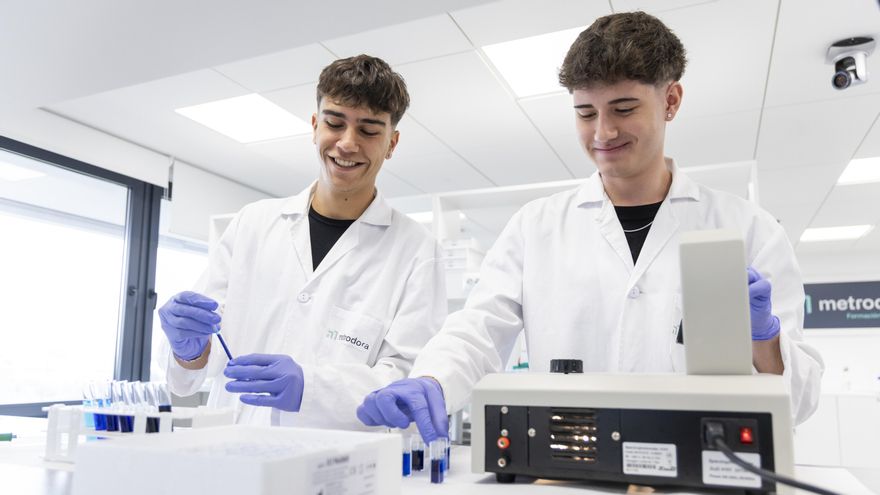  Laboratorio Clínico y Biomédico en metrodora FP.
