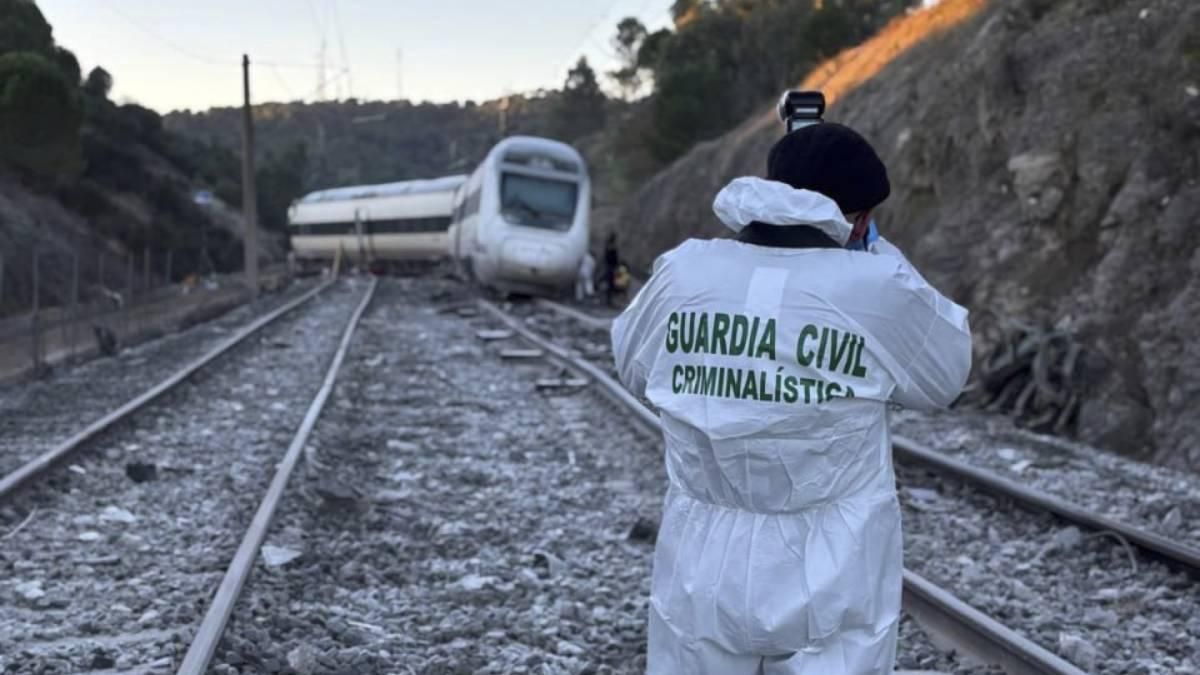Las imágenes del accidente ferroviario de Adamuz
