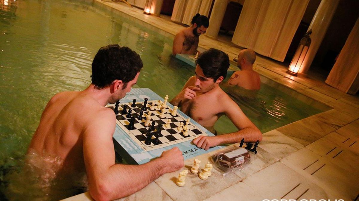 El ajedrez 'en remojo' vuelve a Córdoba: Hammam Al Ándalus celebra su XVI Torneo en el Agua