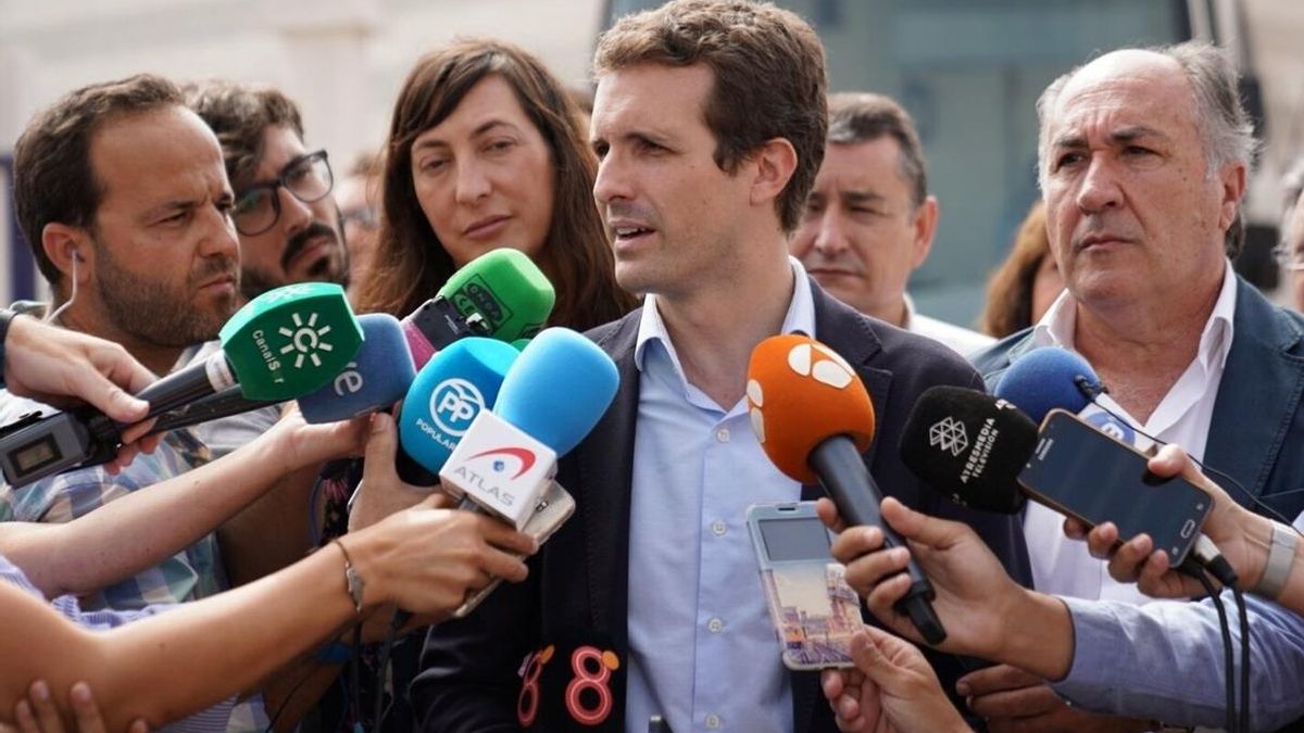 Casado arremete contra el Gobierno por no acoger el 'Aquarius': "Hoy demuestra su incoherencia y su cinismo"
