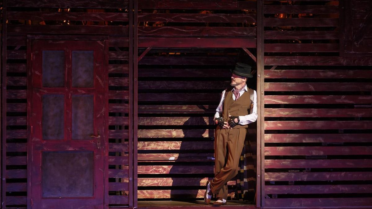 Coque Malla protagoniza ‘La Ópera de los Tres Centavos’, que se estrena en Las Palmas de Gran Canaria