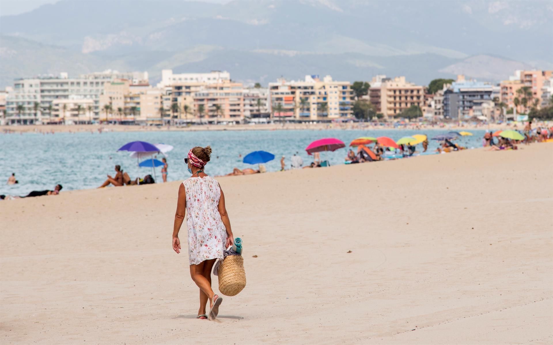 La Platja de Palma, amb poca afluència de banyistes a causa de la pandèmia (agost de 2020)