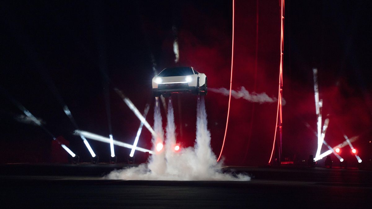 Tesla presenta Roadster, su nuevo coche eléctrico capaz de volar