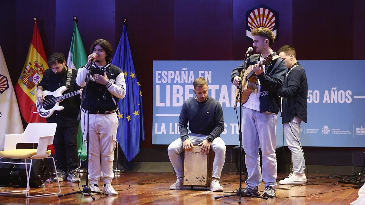 Actuación musical del grupo 'Carril bici'
