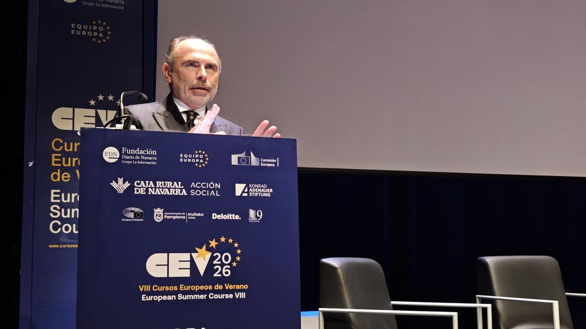 El rector de la Universidad de Oviedo reclama más inversión universitaria en Europa para no depender de EEUU y China