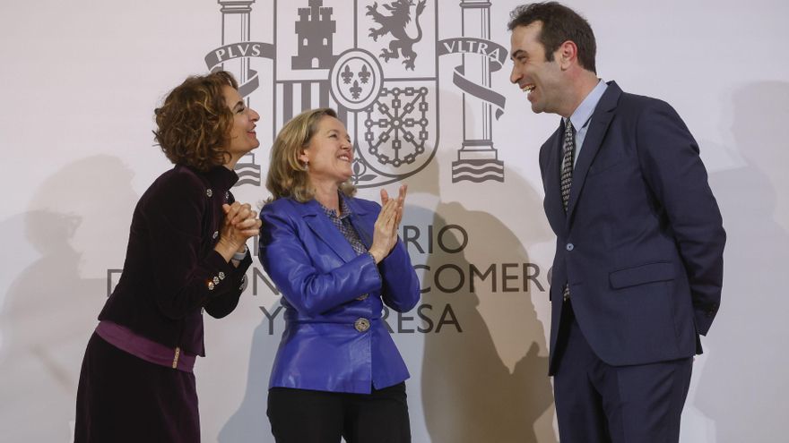Carlos Cuerpo releva a Calviño al frente de Economía y María Jesús Montero asciende a vicepresidenta primera