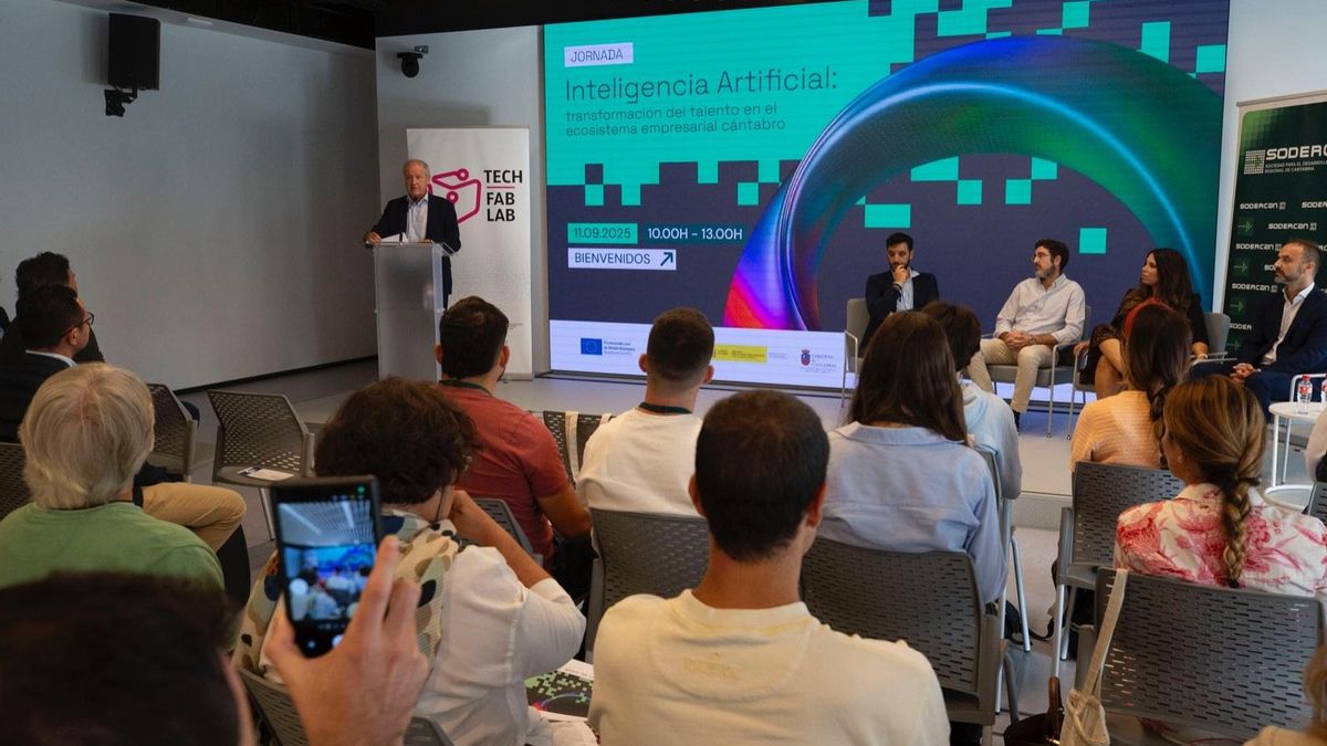 Industria presenta su programa de formación en IA aplicada a áreas de negocio diseñado por Sodercan