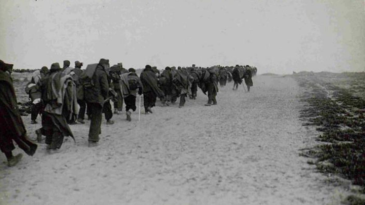Españoles llegando al campo de Argelès-sur-Mer, en Francia