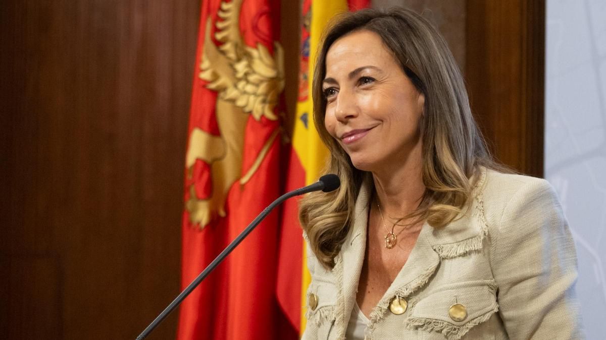 La oposición reclama en Zaragoza un giro de guion a Chueca y Vox condiciona el presupuesto de 2027