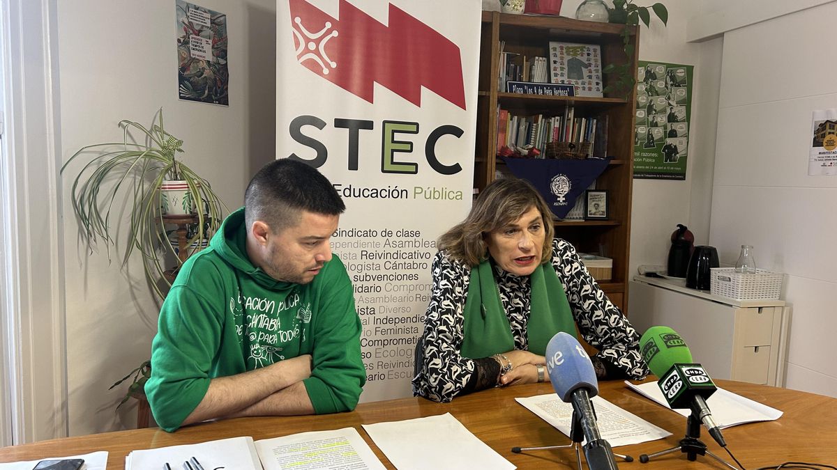 El sindicato mayoritario de trabajadores de la educación pública demanda a la Consejería por "vulneración de la libertad sindical"