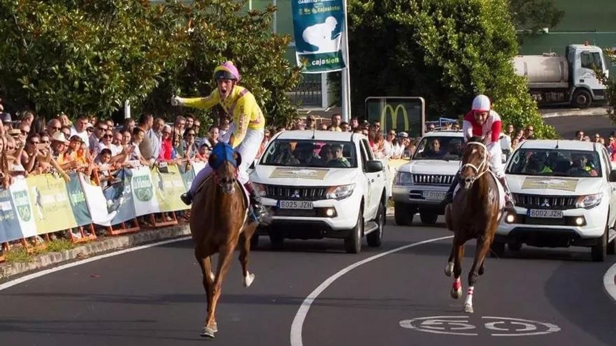 Imagen de archivo de una carrera de caballos en Los Llanos de Aridane.