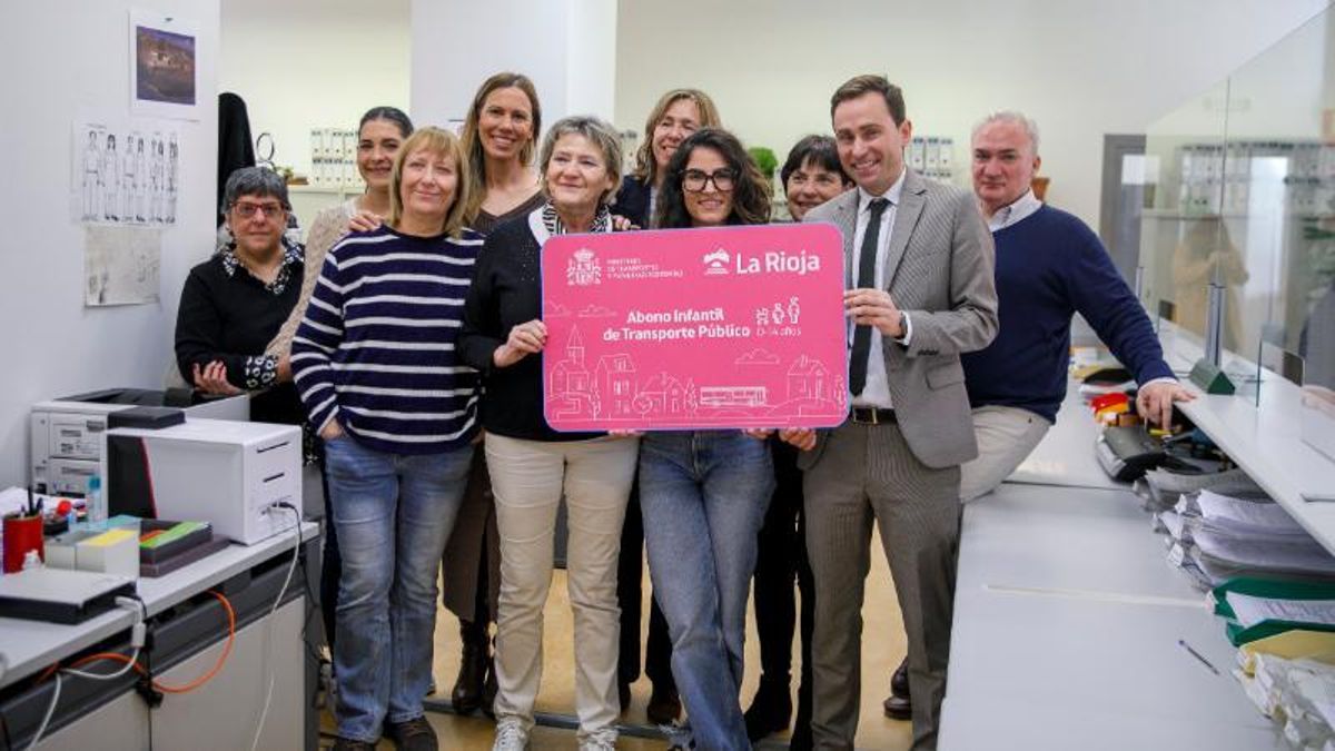 Los menores de 14 años podrán viajar gratis en toda la red autonómica del transporte público en La Rioja: cómo y donde solicitarlo