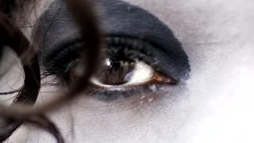 Araceli Martínez: "La tarjeta roja al maltratador debería extenderse al putero"