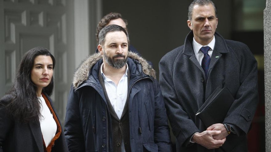 Monasterio (Vox) carga contra el 016, "un teléfono solo para mujeres" en el que "se cuelga a ancianos"