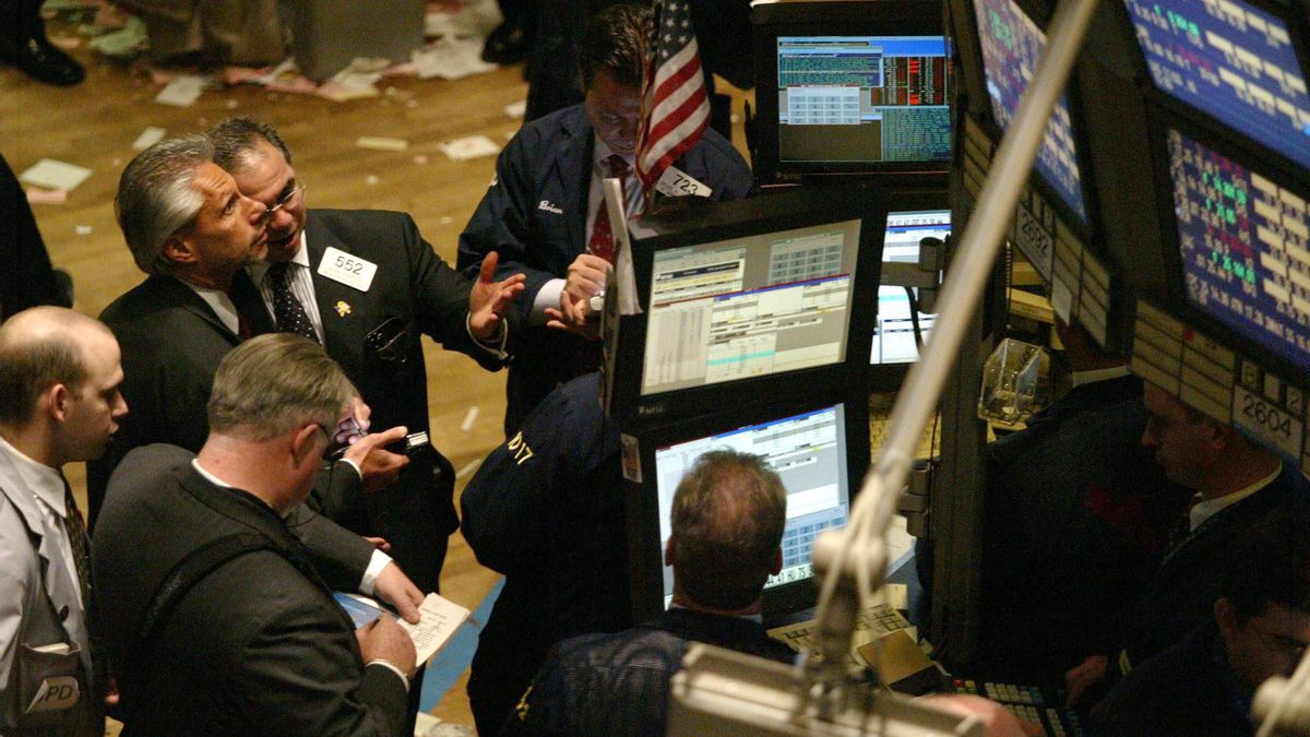 Bolsas saturadas, riesgo de burbuja y tensiones cripto: lo que el viento inversor deja para 2026