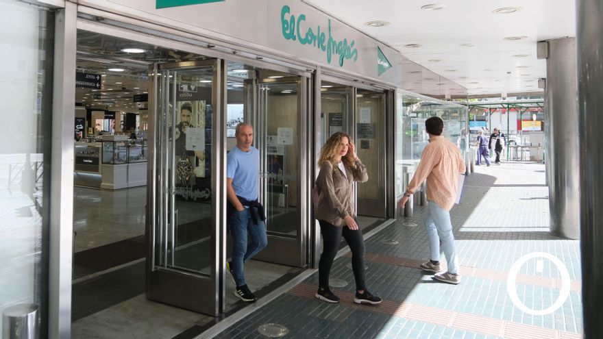 Primer día de libertad horaria en el comercio cordobés