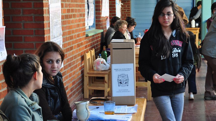 Más de un millón de jóvenes de entre 16 y 17 años votarán en estas elecciones: todo lo que tenés que saber