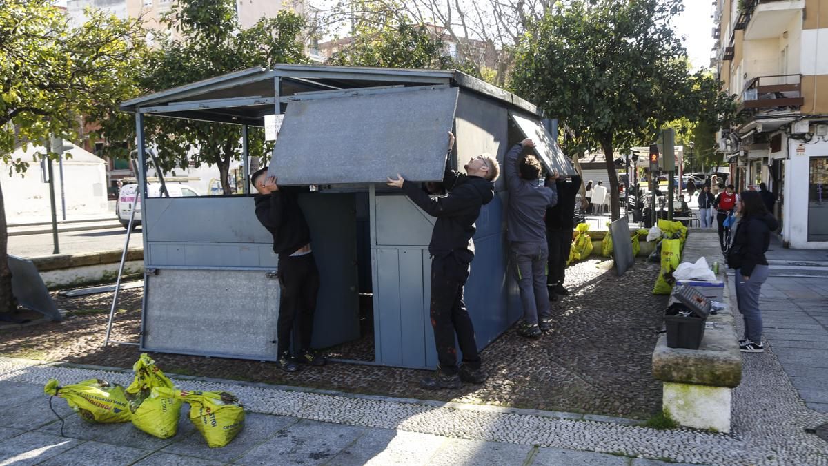 Los puestos de caracoles arrancan su montaje para abrir el 20 de febrero