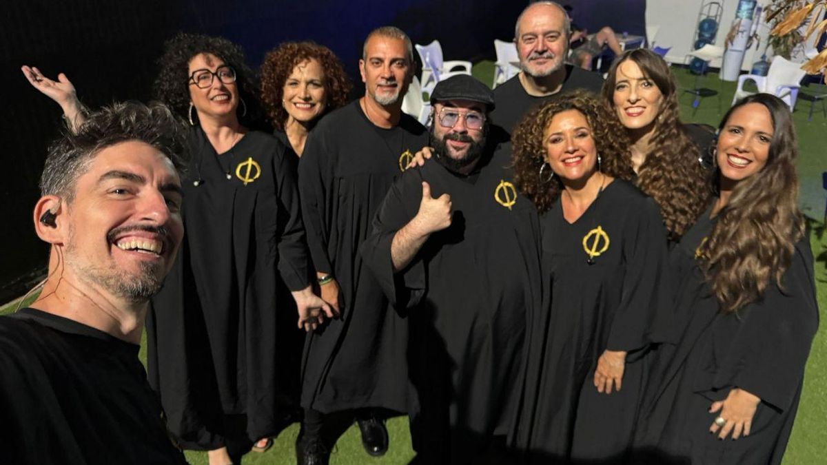 La historia de cómo se gestó la actuación del Coro Gospel Córdoba en el concierto de Manuel Carrasco