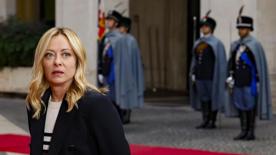 Sindicatos italianos marchan contra el gasto militar de Meloni y denuncian una “economía de guerra”