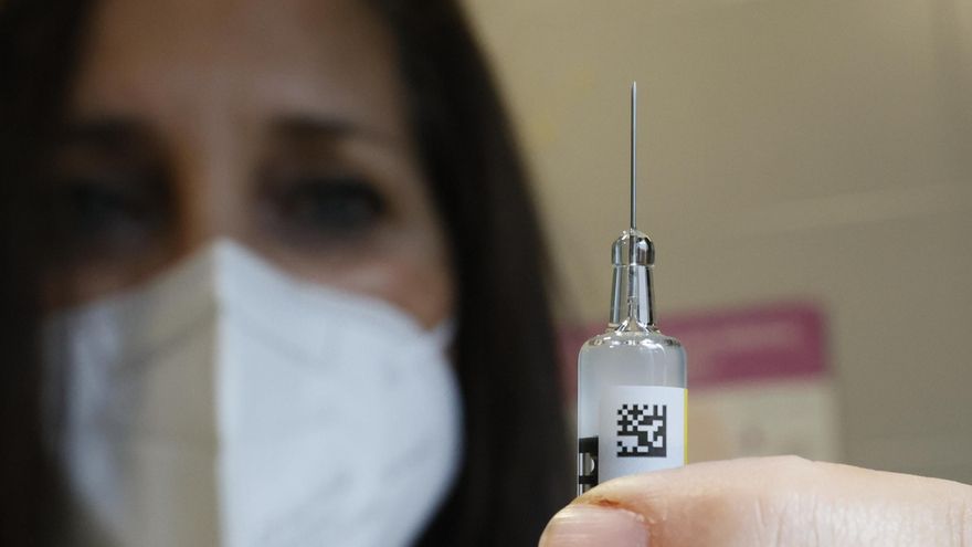 Galicia amplía la vacunación contra el virus del papiloma humano a chicos de entre 15 y 18 años