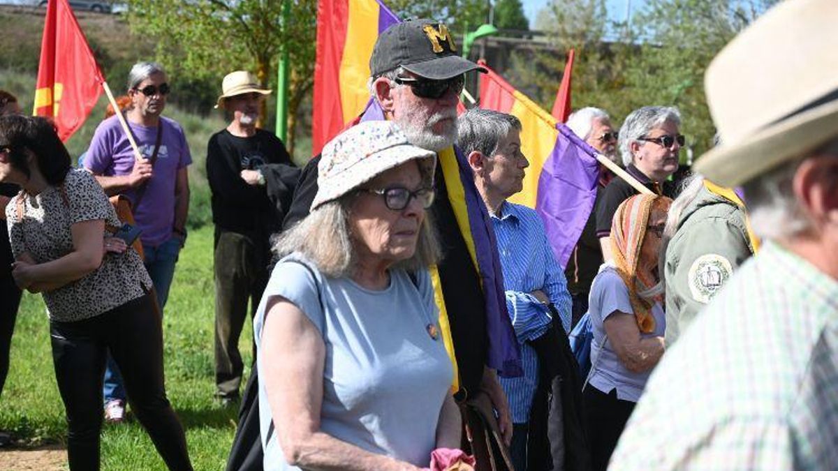 Acto de homenaje a las víctimas del franquismo