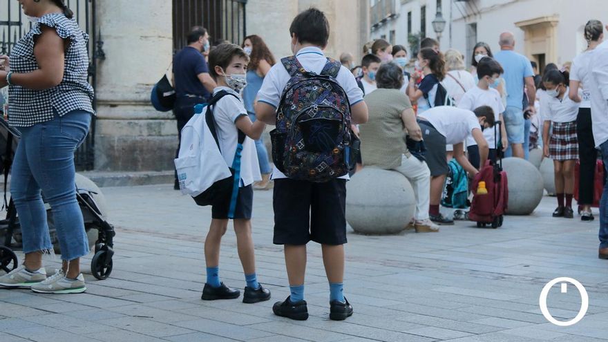 Alumnos del Colegio La Inmaculada en su vuelta al cole
