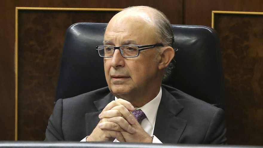 Cristóbal Montoro Romero, durante el pleno en el Congreso de los Diputados