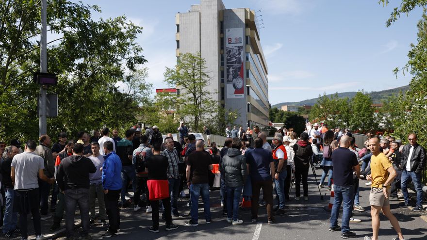 Bridgestone rebaja en 103 los despidos en Basauri (Bizkaia) y en 23 en Cantabria como oferta definitiva
