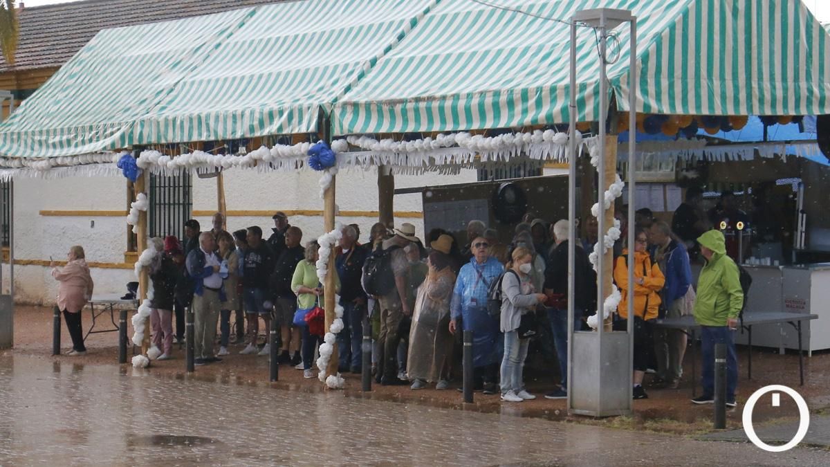Las Cruces de Mayo se estrenan en Córdoba pasadas por agua