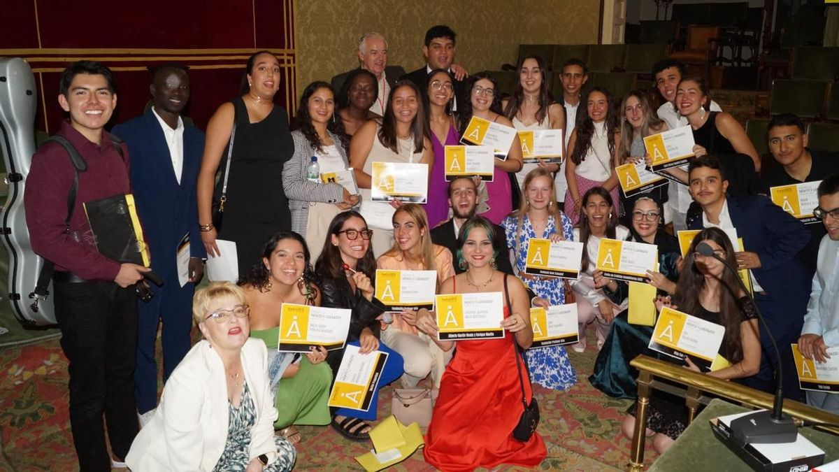 Los alumnos premiados por la Fundación Dádoris.