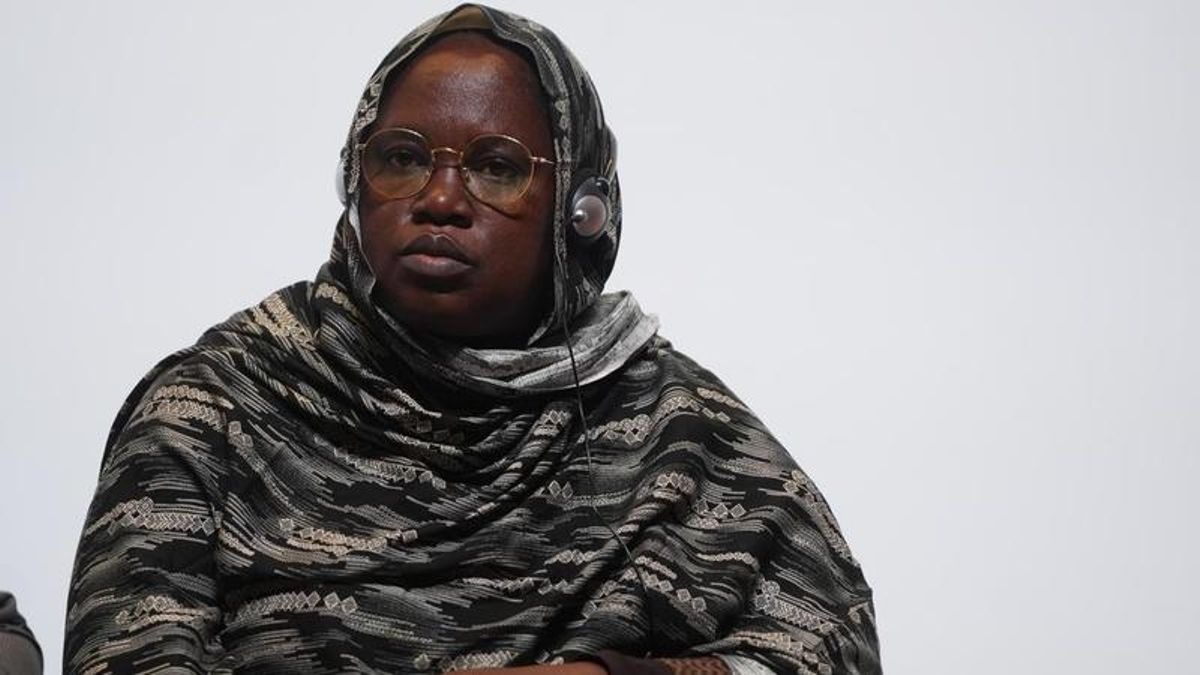 Fatoumata Harber, periodista de Mali, sobre la guerra que deja al país sin médicos y escuelas: “Los jóvenes no tienen esperanza y piensan en partir”