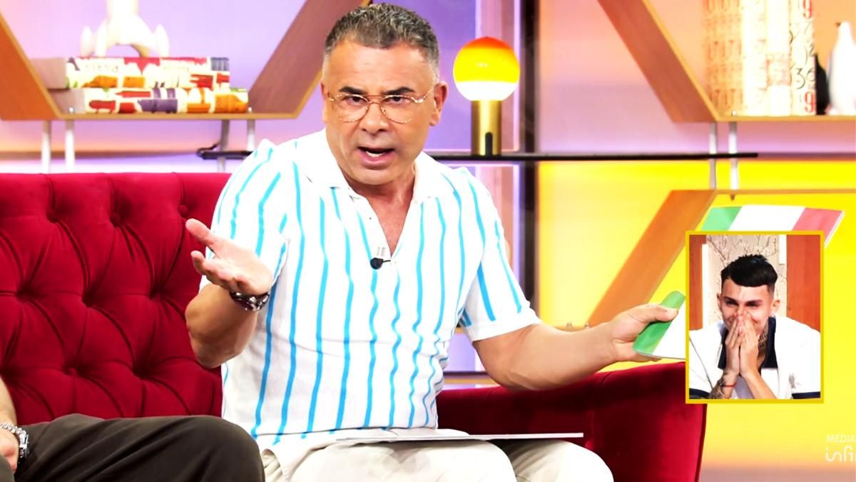 Jorge Javier Vázquez se dirige a la dirección de 'El Diario' para quejarse por una "riña"