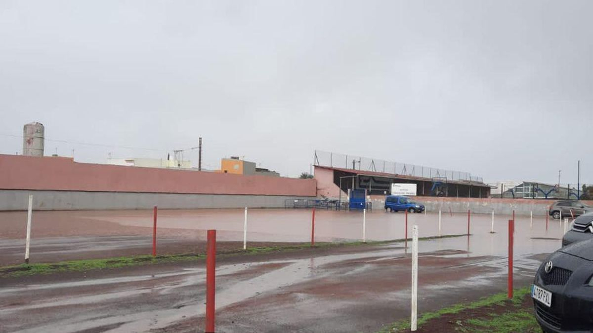 Aparcamiento del Colegio Echeyde en La Laguna