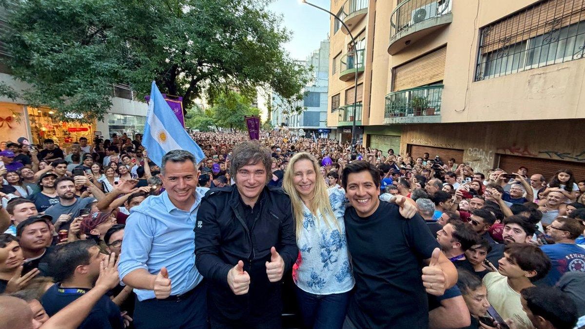 Milei retoma el "Tour de la Gratitud" con visitas a Córdoba y provincia de Buenos Aires