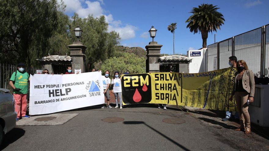 La plataforma Salvar Chira-Soria en la presentación del proyecto este martes en el Jardín Canario