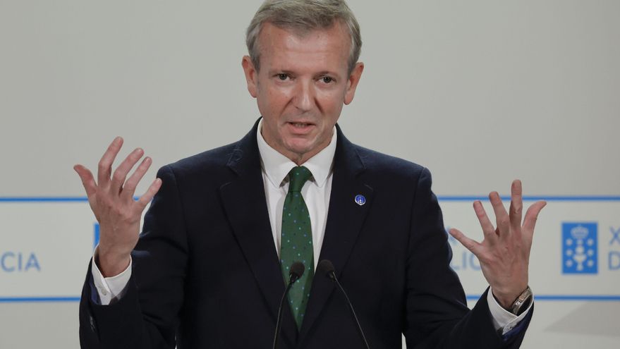 Rueda asegura que desconocía las contrataciones a dedo al hermano de su mano derecha en la Xunta de Galicia