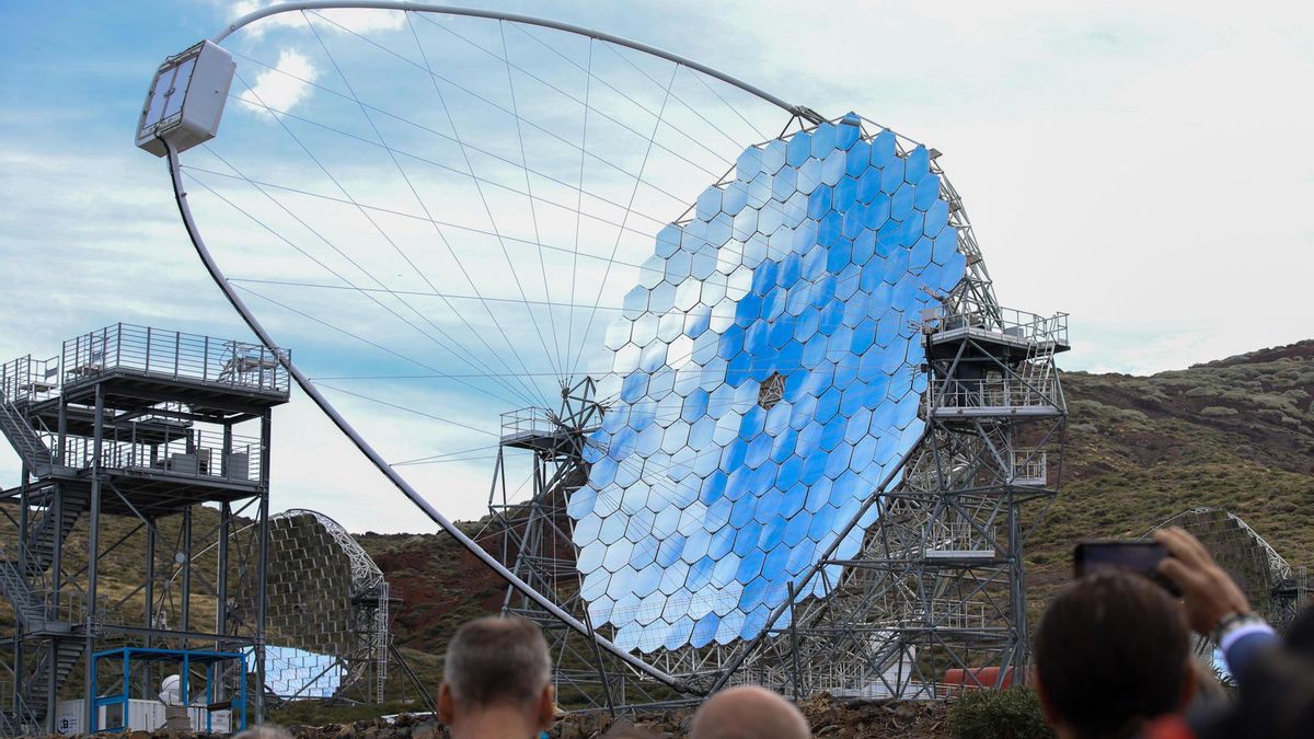 Materia oscura y fenómenos aún por imaginar, el trabajo de los  cuatro telescopios LST en La Palma