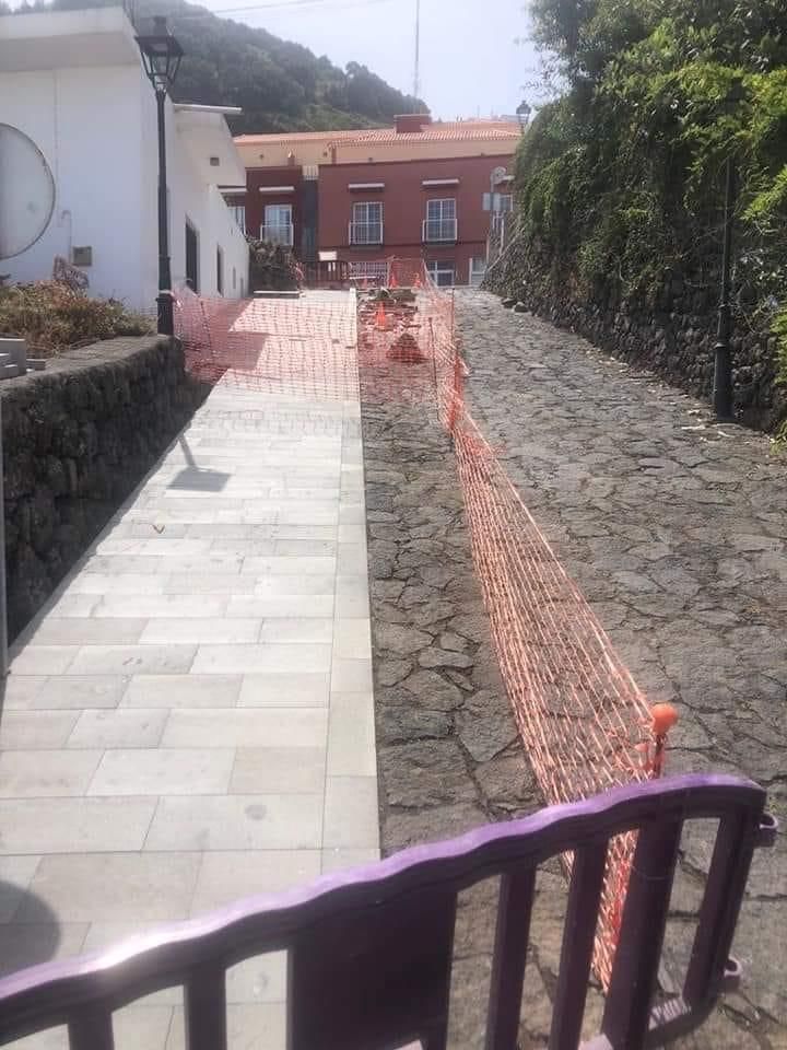Obra de ejecución de las aceras.