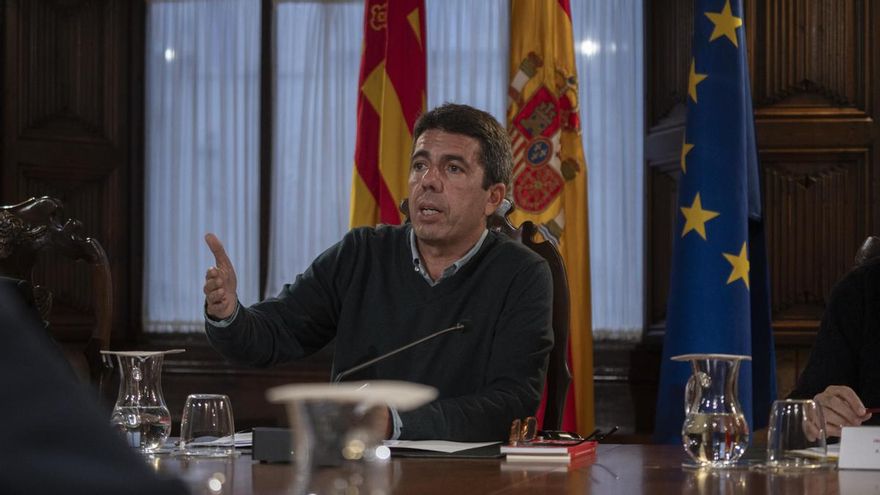 El president de la Generalitat valenciana Carlos Mazón durante el último pleno extraordinario del Consell.