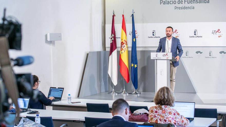 Rueda de prensa de José Luis Escudero