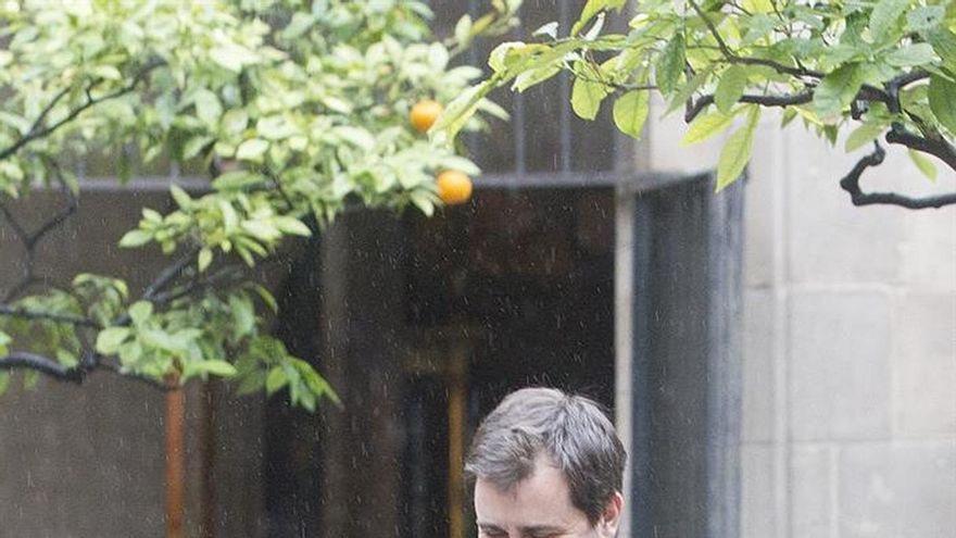 Polémica por cartel de sector de la CUP donde se abofetea a conseller Salud